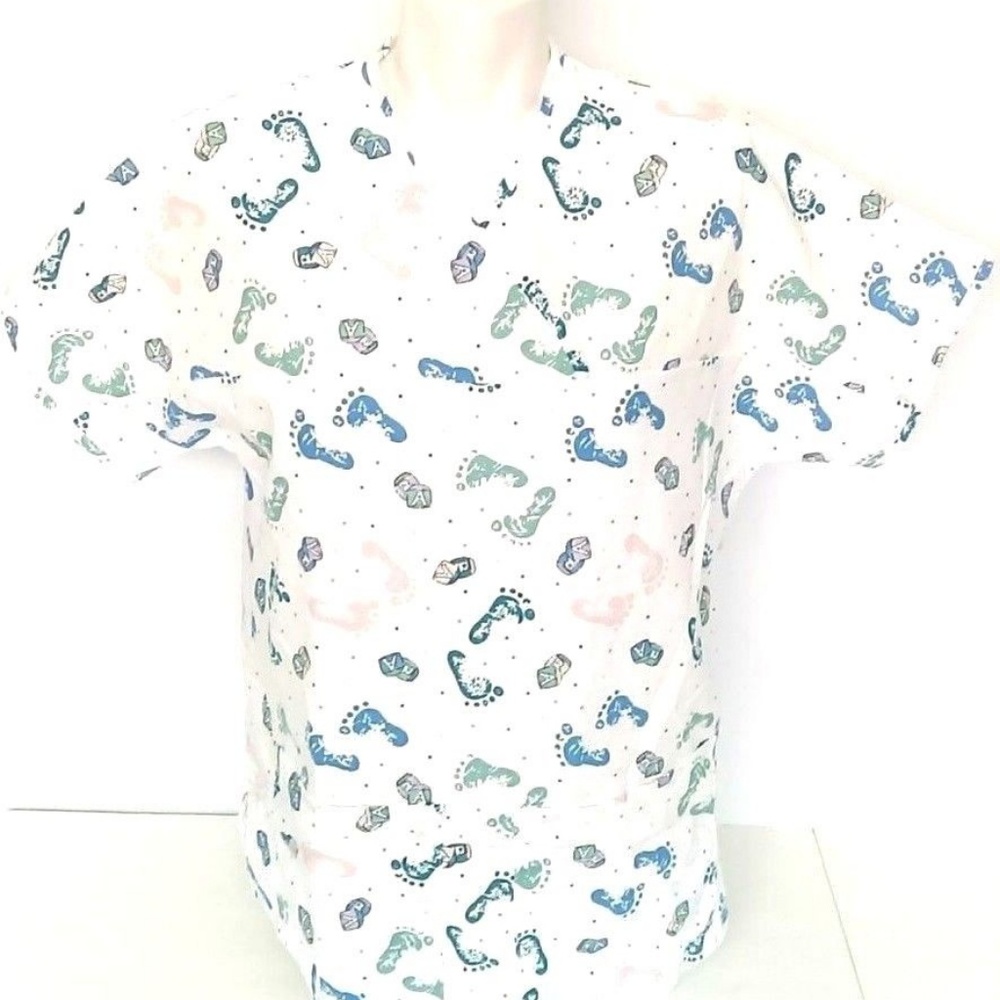 Women's Medline ComfortEase S /small Scrub Top sho